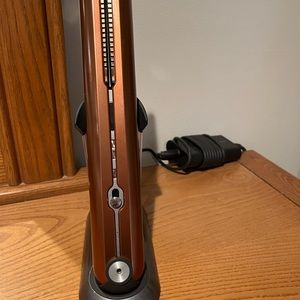 Dyson cordless flat iron